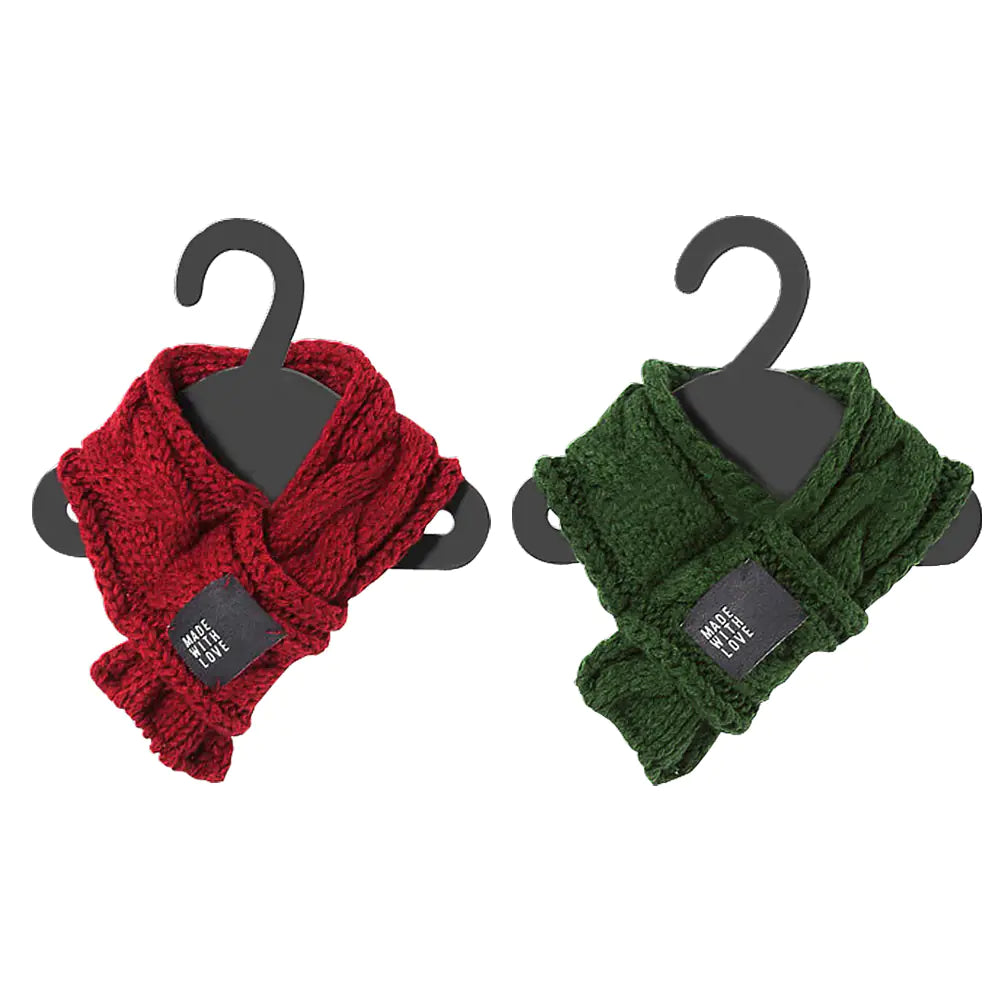 Woolen Pet Scarf with Bow Tie – Cozy Winter Accessory for Small Dogs, Puppies & Cats (Green or Red, S–M)